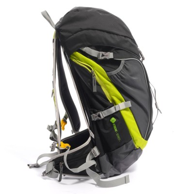 Berg Flyer Trekking Sırt Çantası 40 Litre-SİYAH Berg Flyer Trekking Sırt Çantası 40 Litre-SİYAH