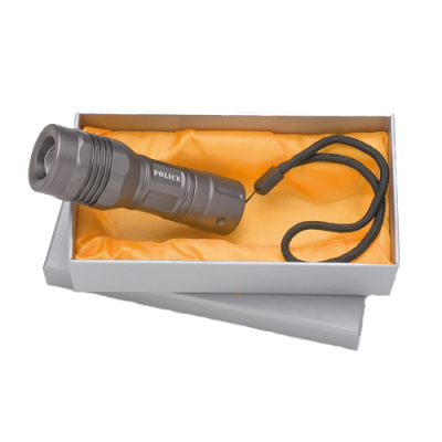 Police Pc-17 Pilli Zoomlu El Feneri